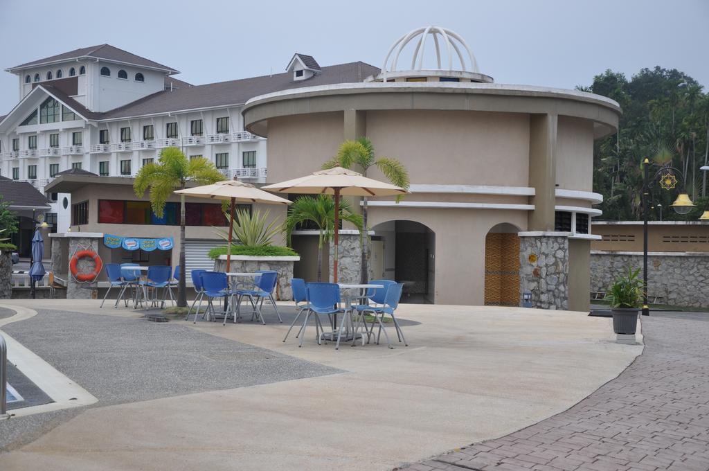Klana Beach Resort Port Dickson Ngoại thất bức ảnh
