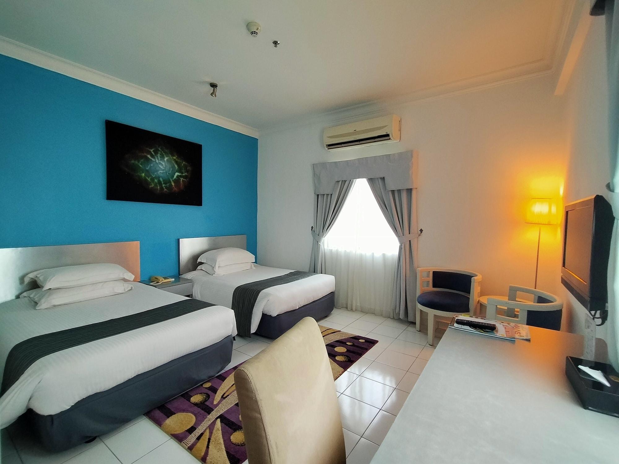 Klana Beach Resort Port Dickson Ngoại thất bức ảnh