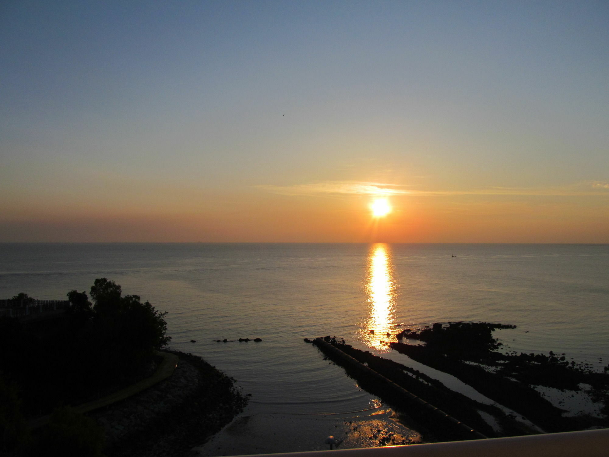Klana Beach Resort Port Dickson Ngoại thất bức ảnh