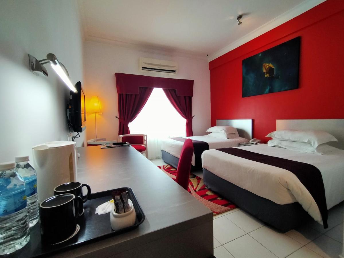 Klana Beach Resort Port Dickson Ngoại thất bức ảnh