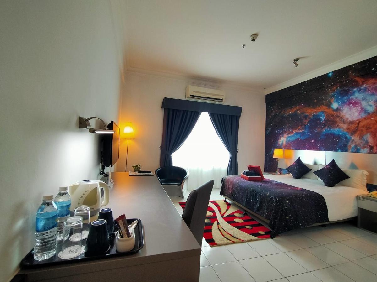 Klana Beach Resort Port Dickson Ngoại thất bức ảnh